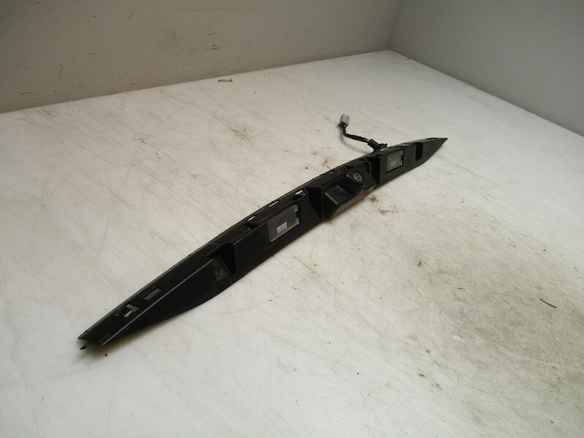 Pre-Owned 2013-2015  Explorer Rear Backup Camera Assembly OEM (Good)